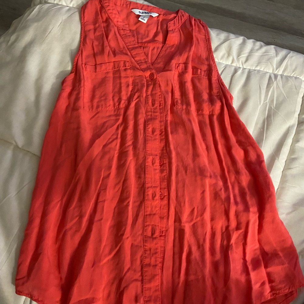 Old Navy pink tank top!